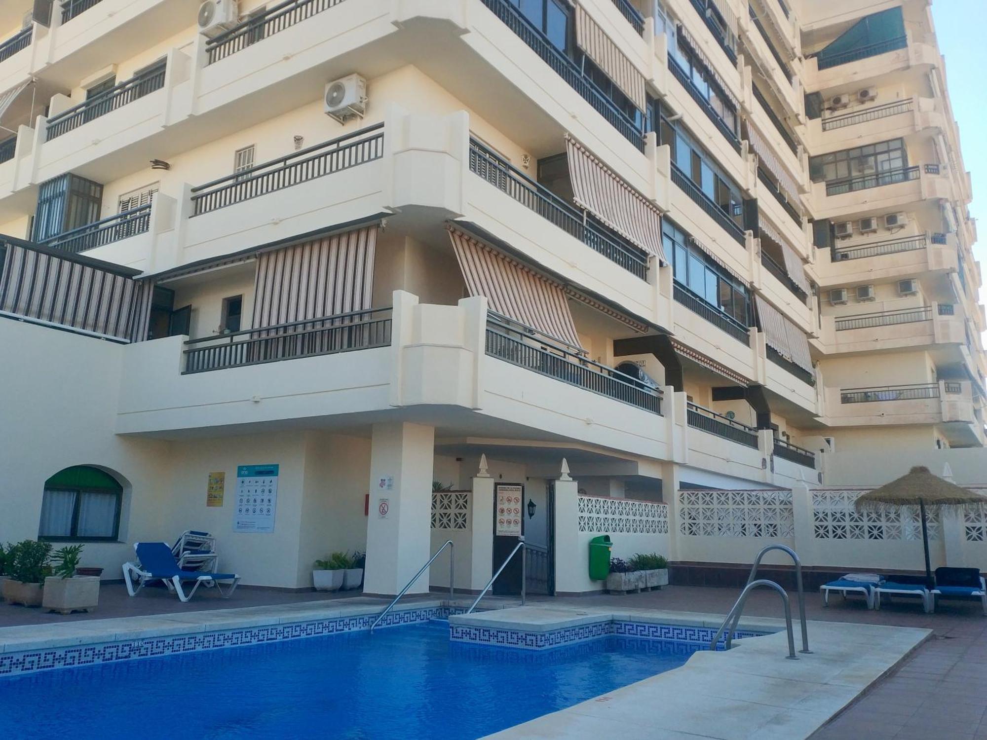Las Rampas Fuengirola Puerto Esterno foto